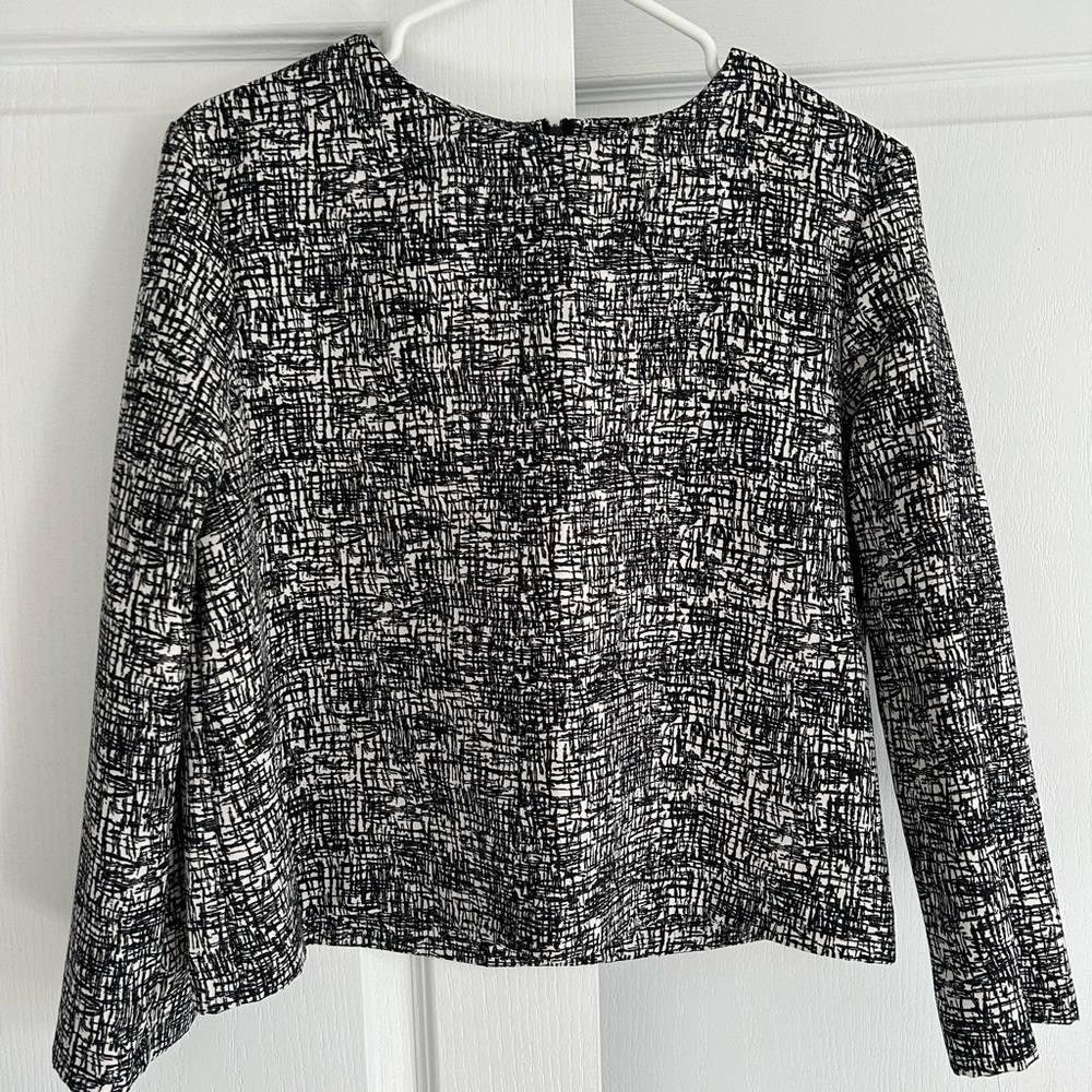 ZARA Pattern Crop Top - Picture 2 of 5